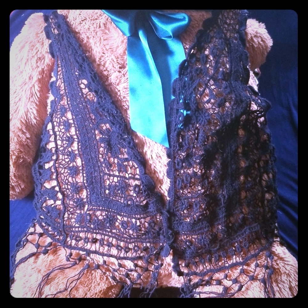 💀 Black hippie flora vest